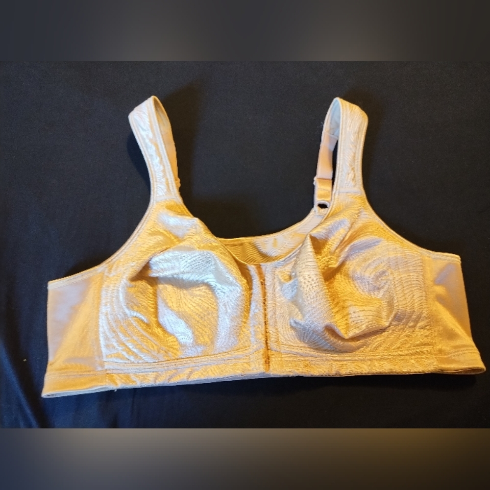 Playtex Wire free Bra Front-Close With Flex Back M Frame Breathable Size 40B